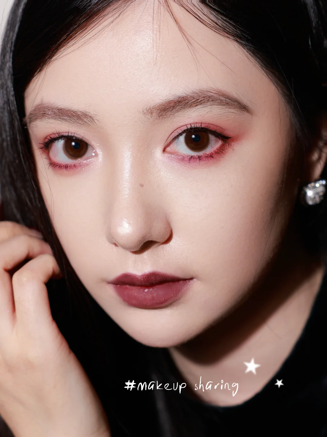 So easily fall in love with * wine red atmosphere makeup 🍷