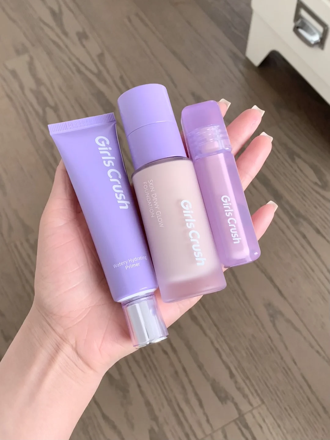 Korean Women's Bottom Makeup Sealing God Three Piece Set Follow Practice!!!!!