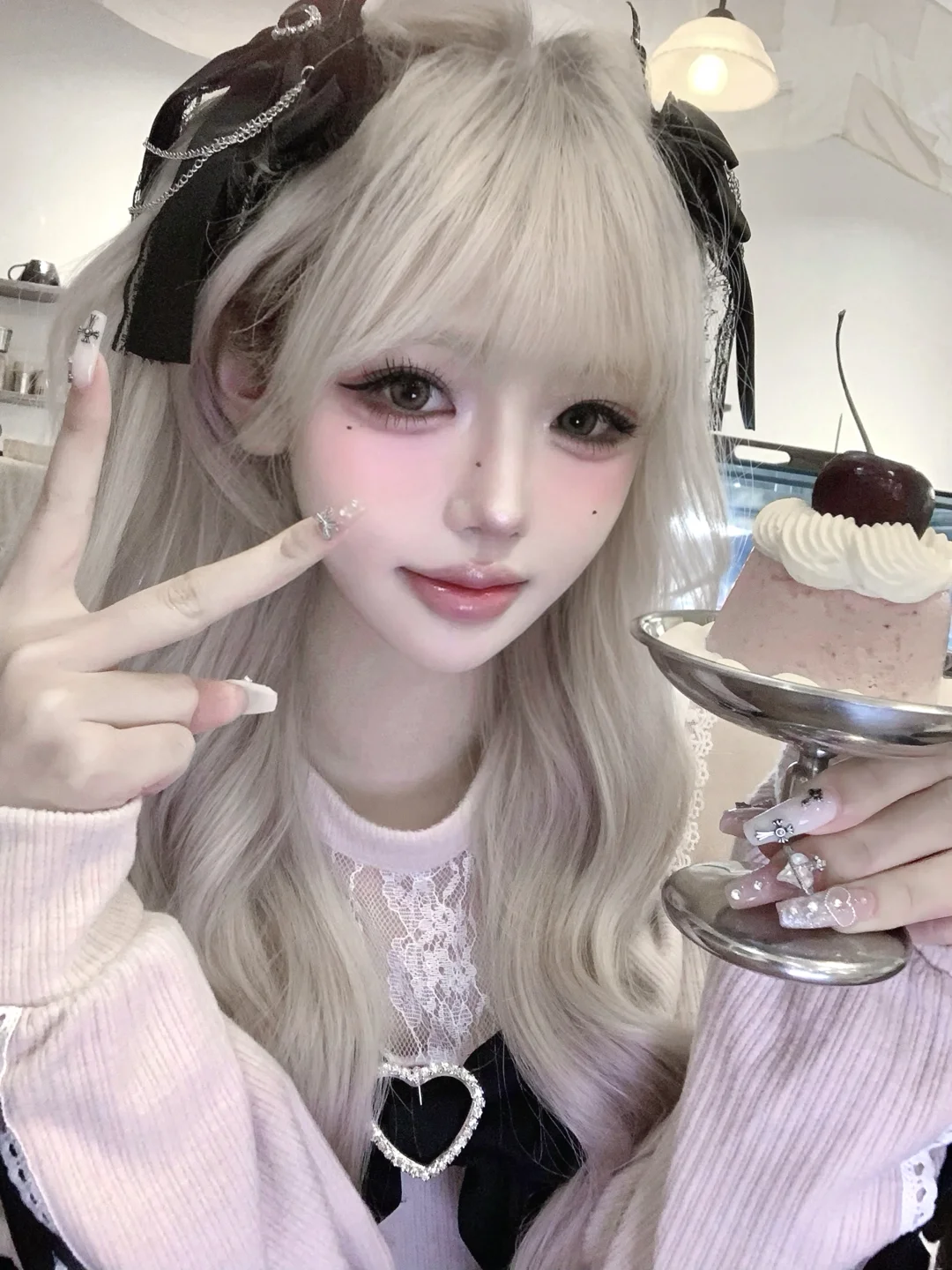 ₊˚⊹♡˚ʚ:strawberry:ɞ˚♡₊˚⊹