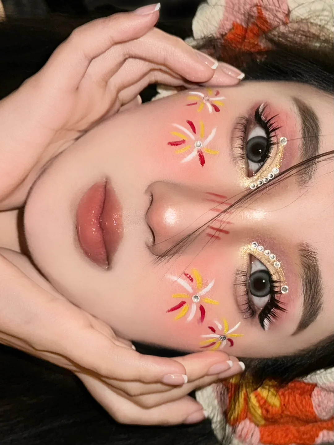 New Year's first shot | Fireworks bloom on the face 🎆