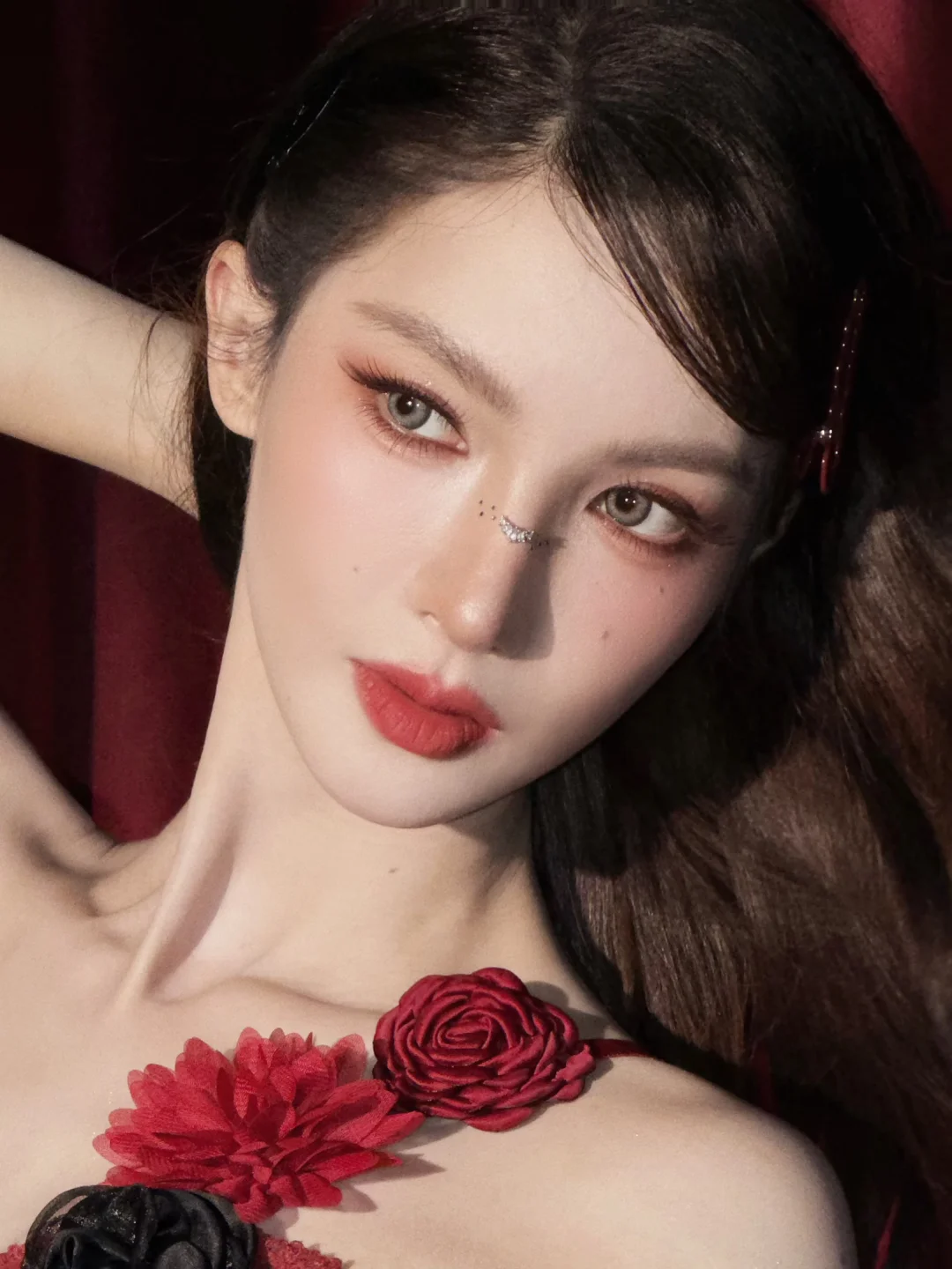 I applied Sparkles makeup to Jin Chen's dark night wildcat makeup
