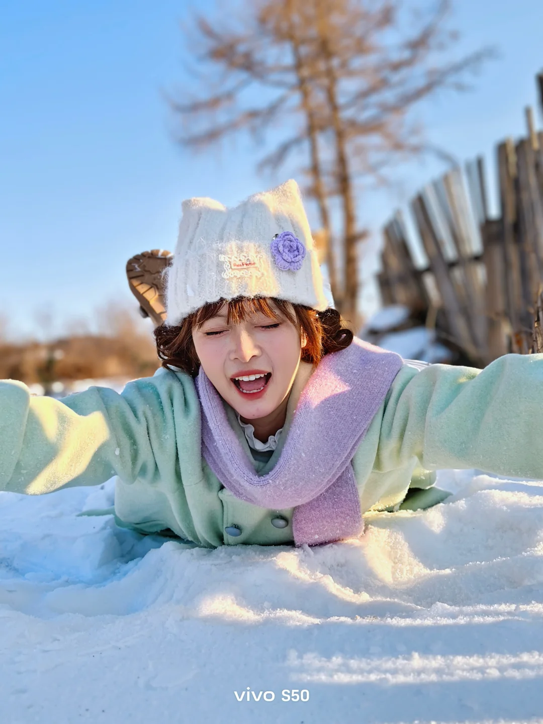 Save some super suitable photo poses for snow: snowlake:
