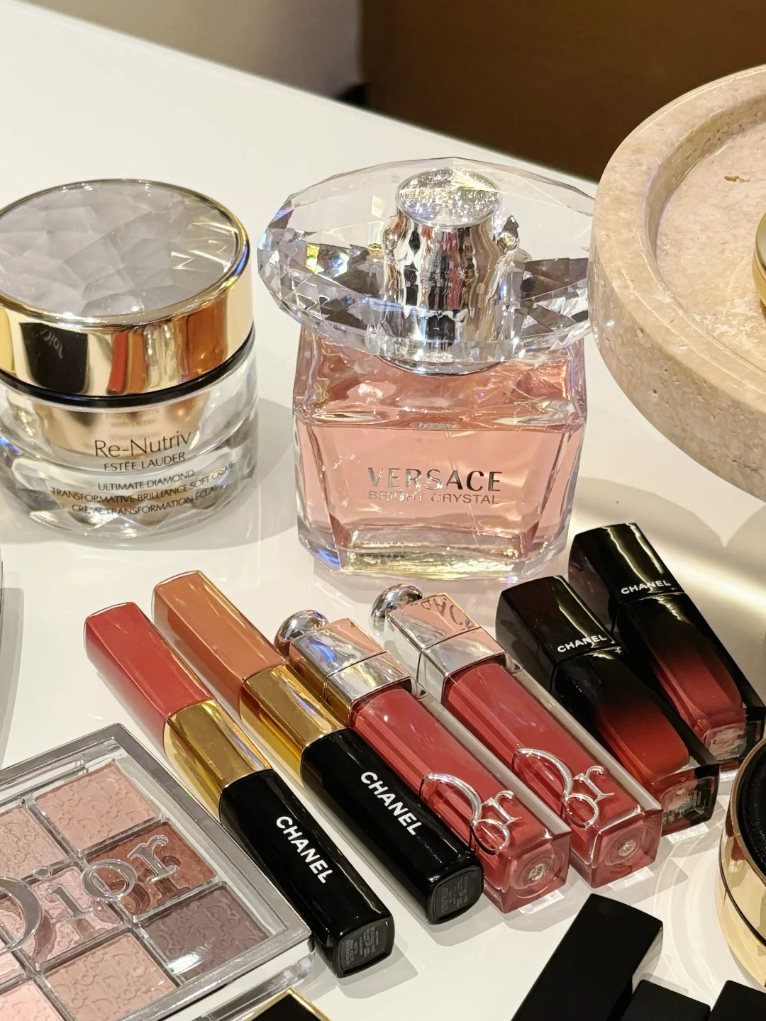 Everyone is a 'beauty cheat'
