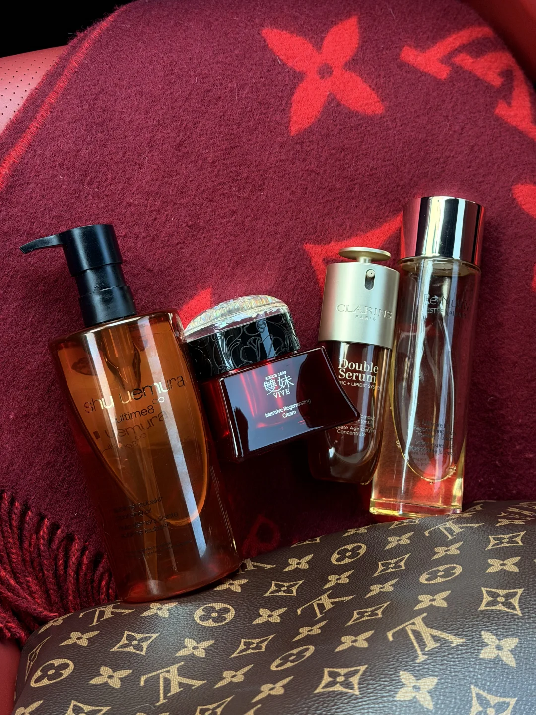 These expensive goods are not worth using for a long time!!