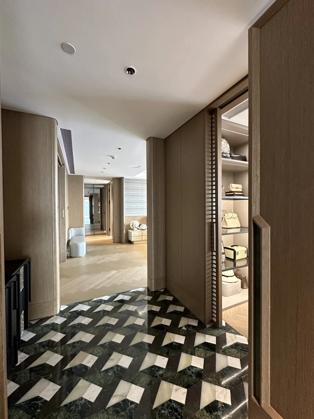 Design review | Baida Jade, exuding a luxurious atmosphere on the screen!