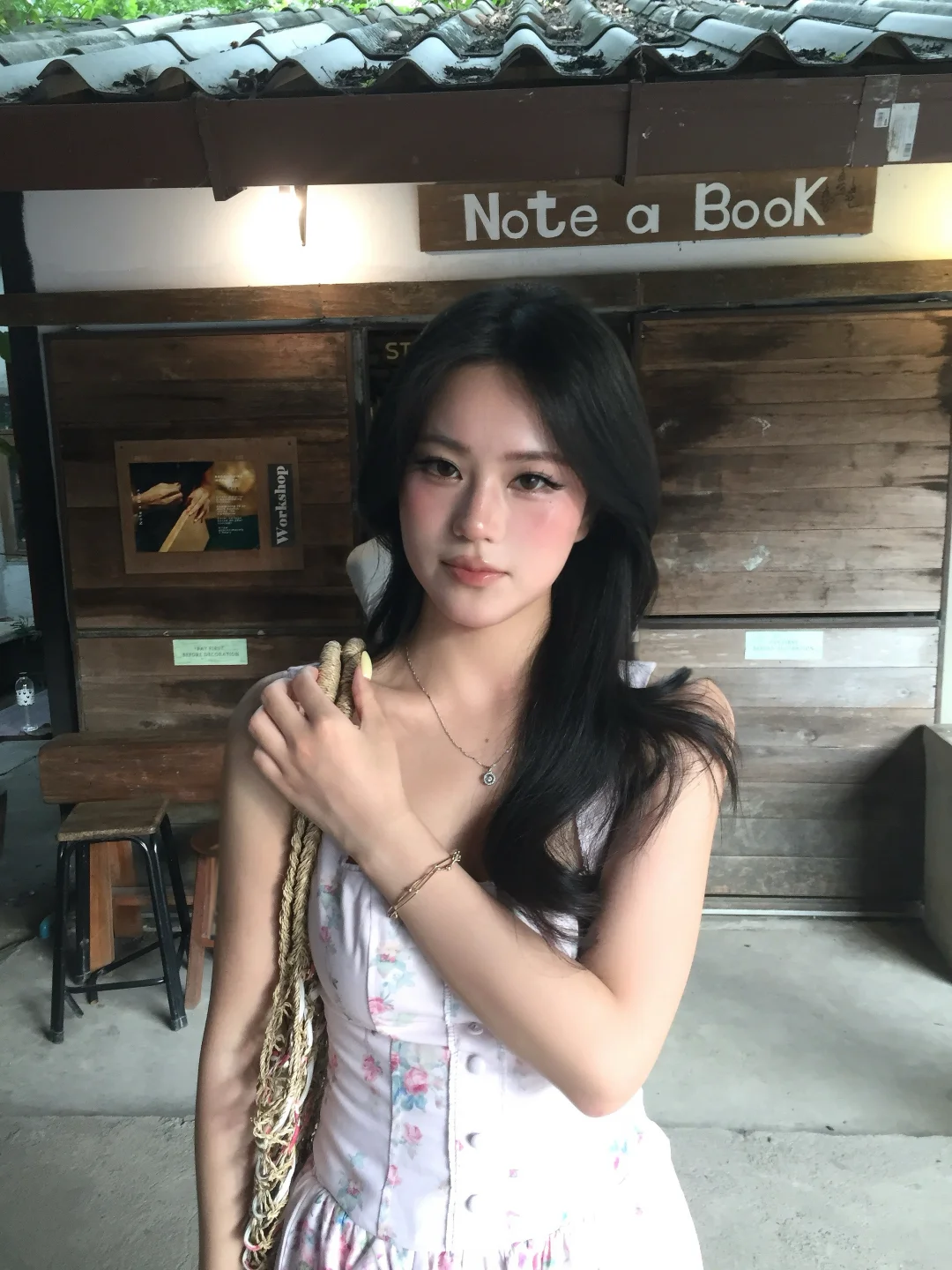 世界倒数第一会摆pose的人