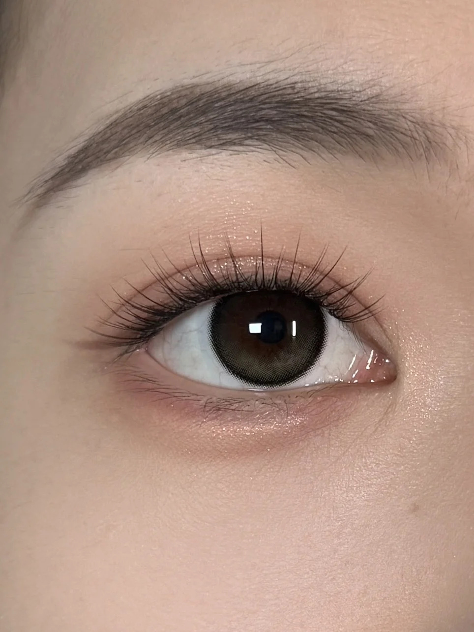 I really like this natural makeup effect