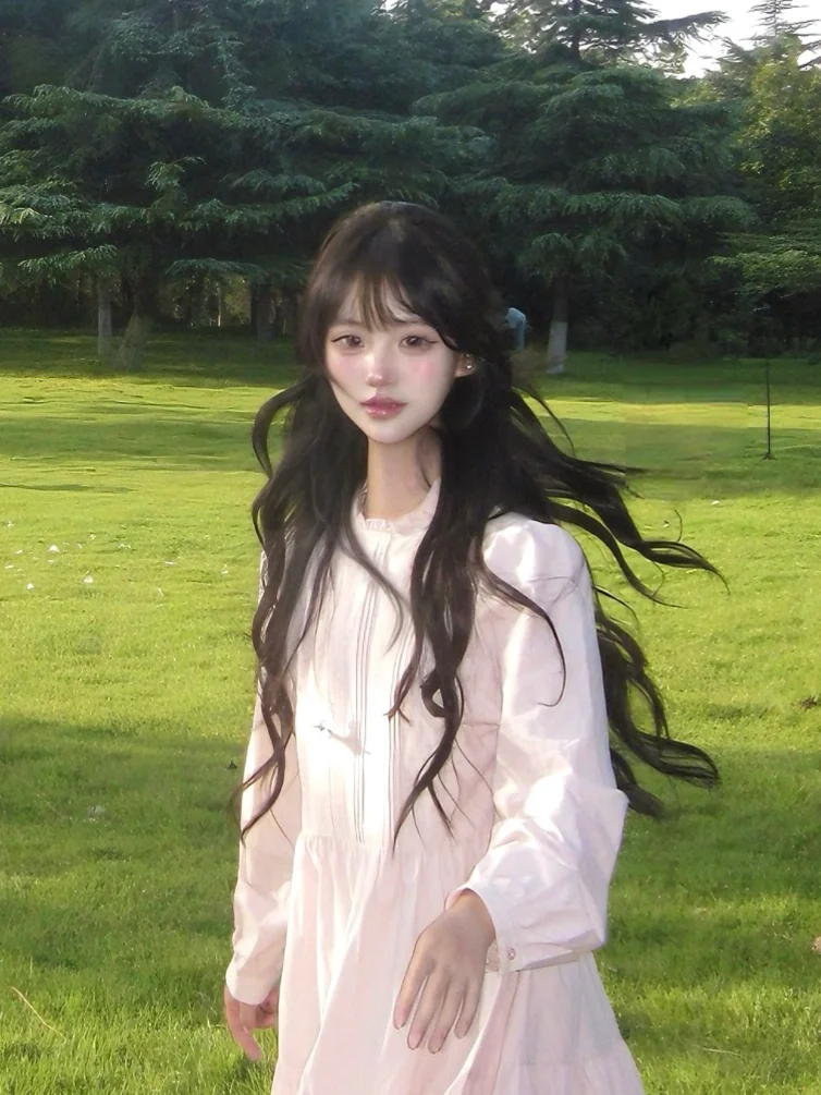 Wind: leaves: