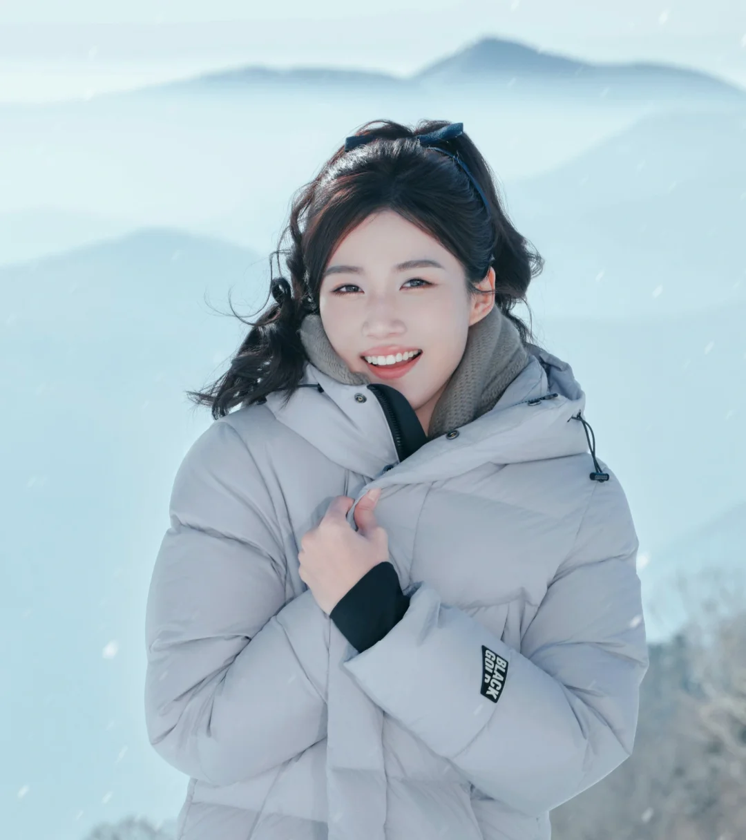 Today's winter first snow makeup for Lulu Xiao: snowflake: