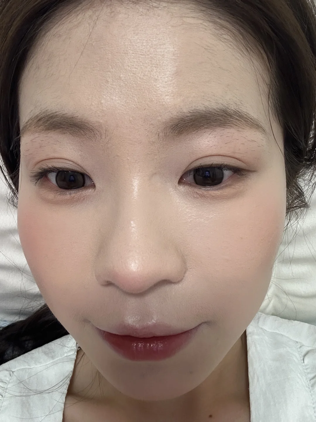 After removing makeup, everyone is the same!