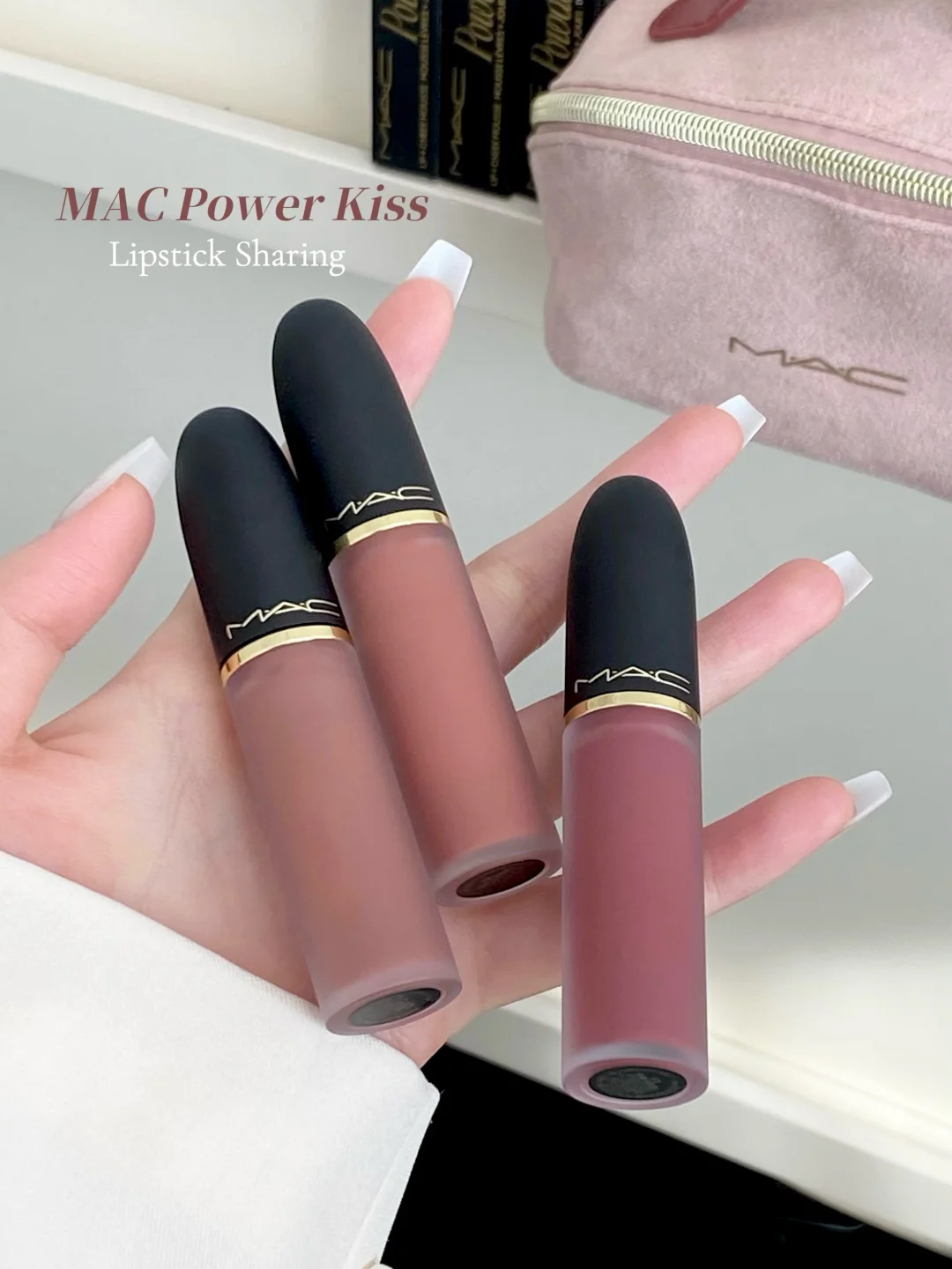 MAC's new 'light' fog bomb! The new product and texture are too stimulating for me