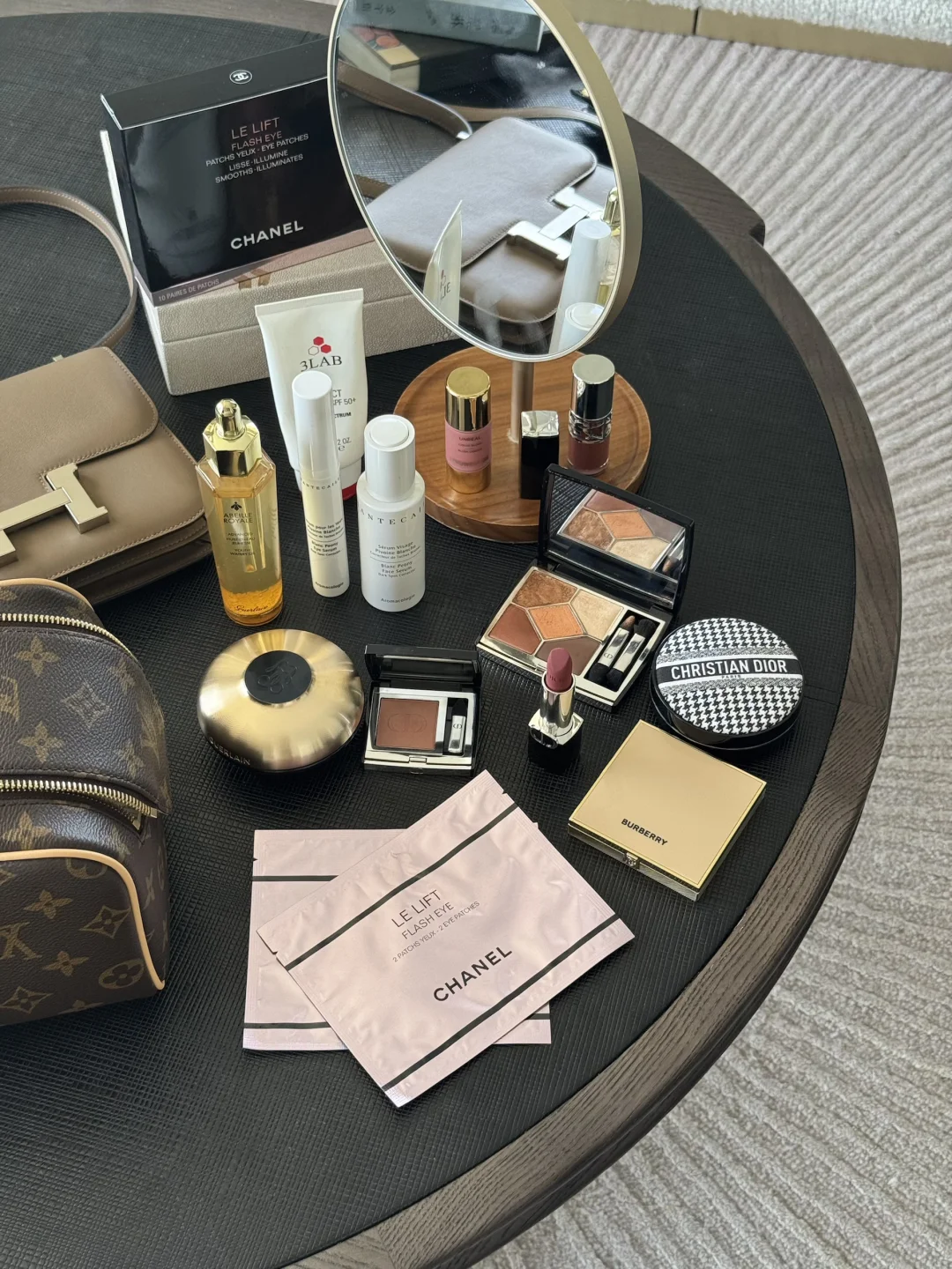 Staycation in the city: Sparkles: When you go out, cherish yourself even more