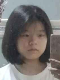 I don't know, but after putting on makeup, it changed