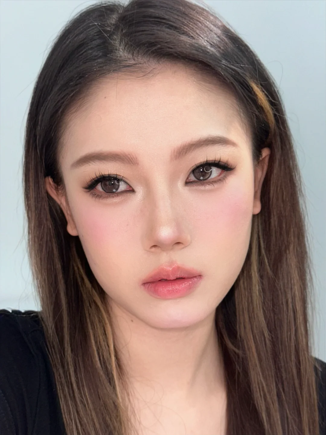 After applying makeup, I changed my head directly . (Left swipe one button makeup remover)