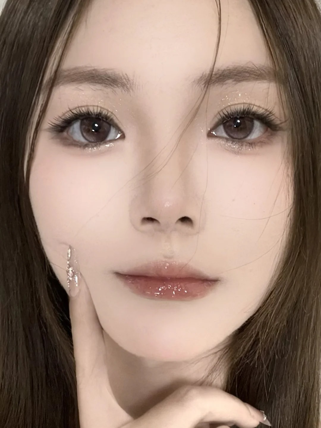 live 🧊 Cool atmosphere with light makeup~