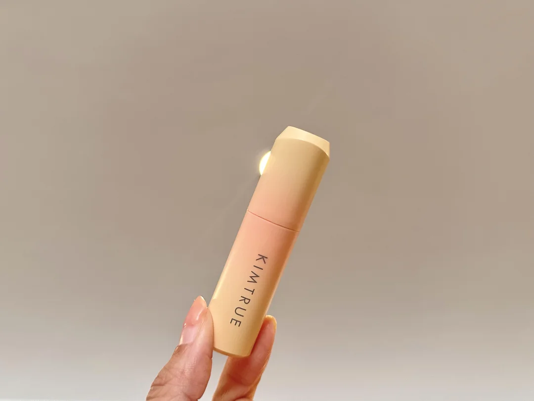 Dry lips stained with this thing, this is how my life ends