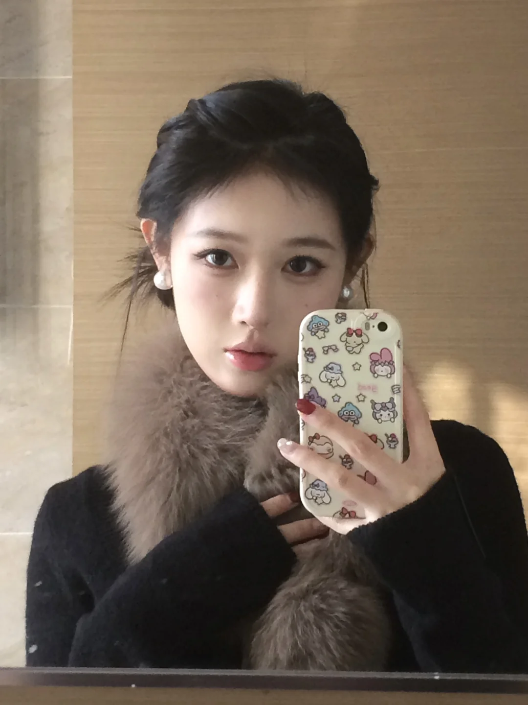 New Makeup~Perfect for New Year's Eve and Annual Meetings: sparks: