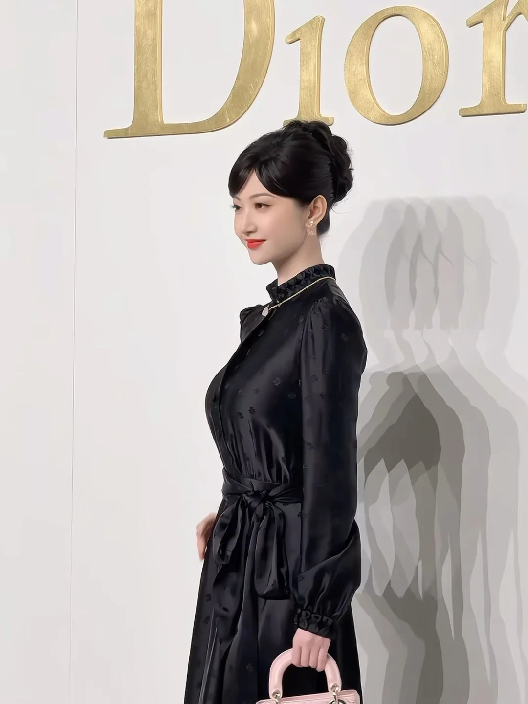 Encountering Jing Tian in Sanlitun