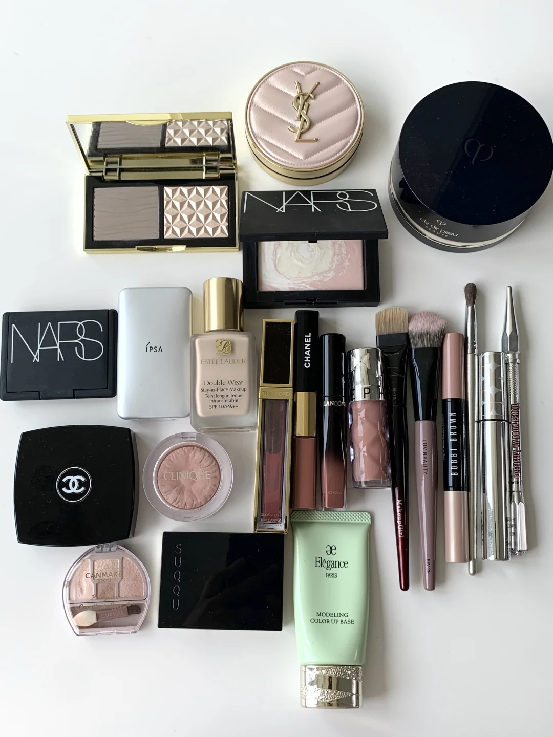 At least five more years of life can be spent on cosmetics