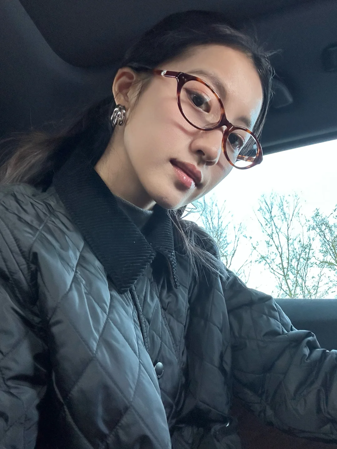 Thanksgiving Smart Sister Makeup Look 😎