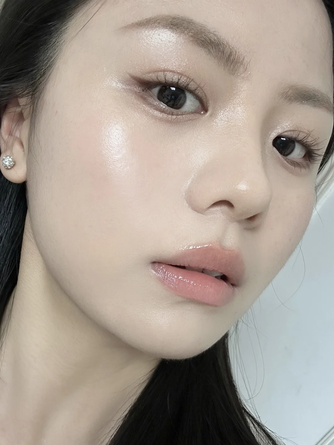Round face~Autumn and winter porcelain light and elegant light makeup tutorial