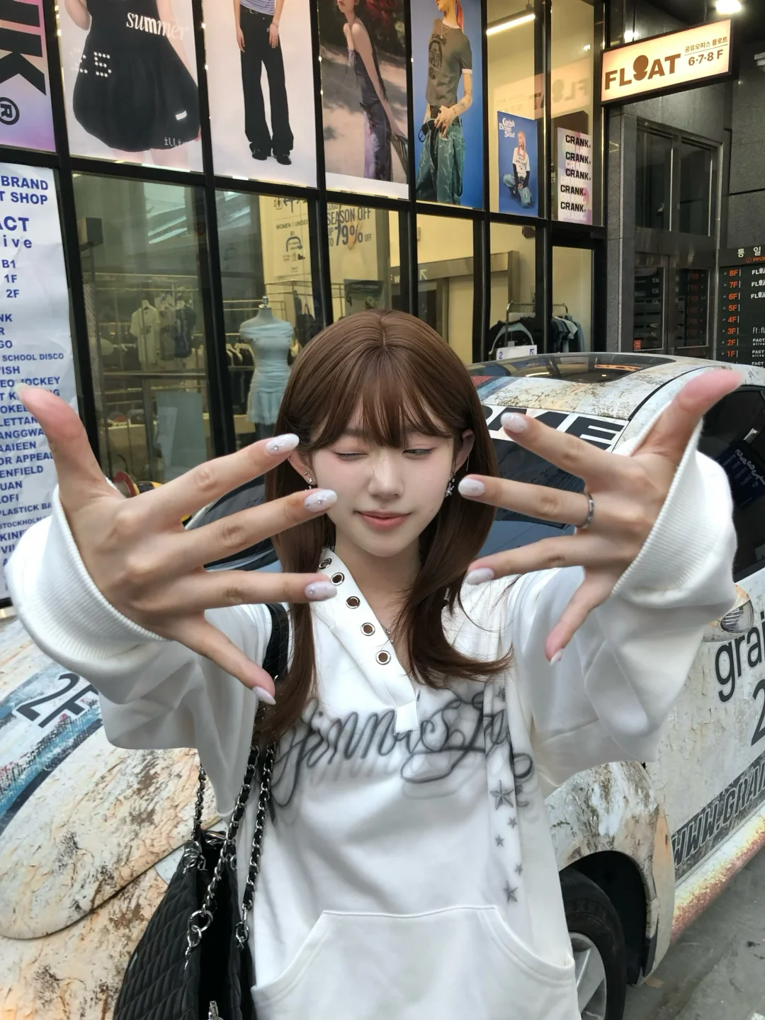 New nail check！🤍🖤