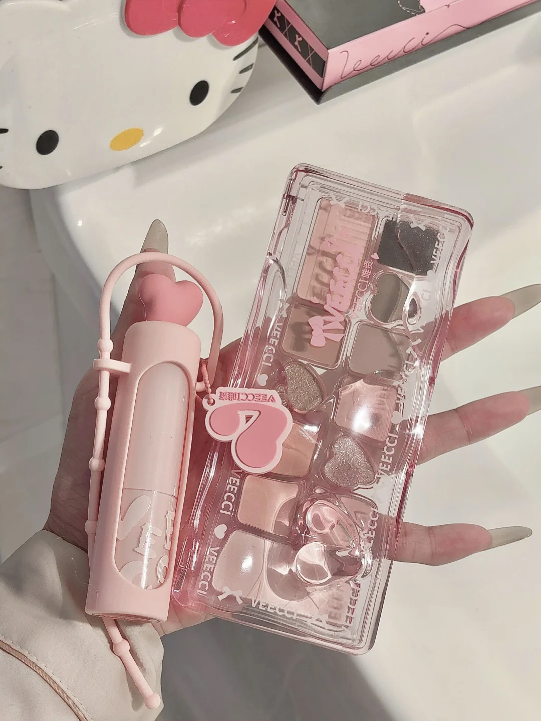 Oh my god, I'm a girl again!!!