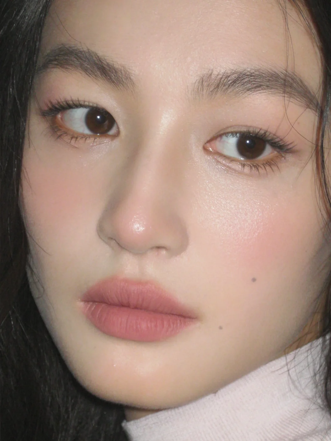 Cool and Soft Mist Bare Pink Makeup