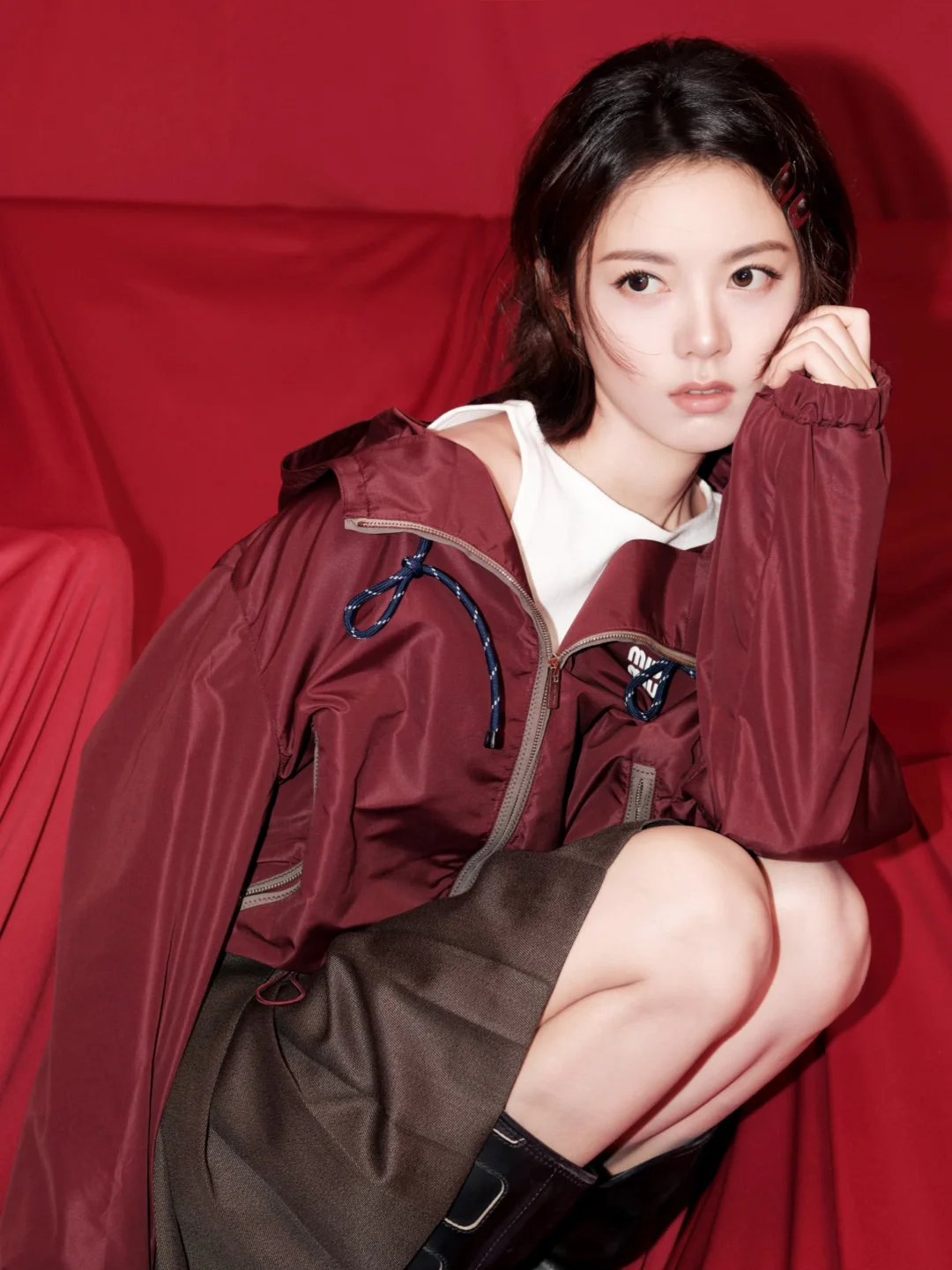 A youthful hairstyle for Zhao Jinmai