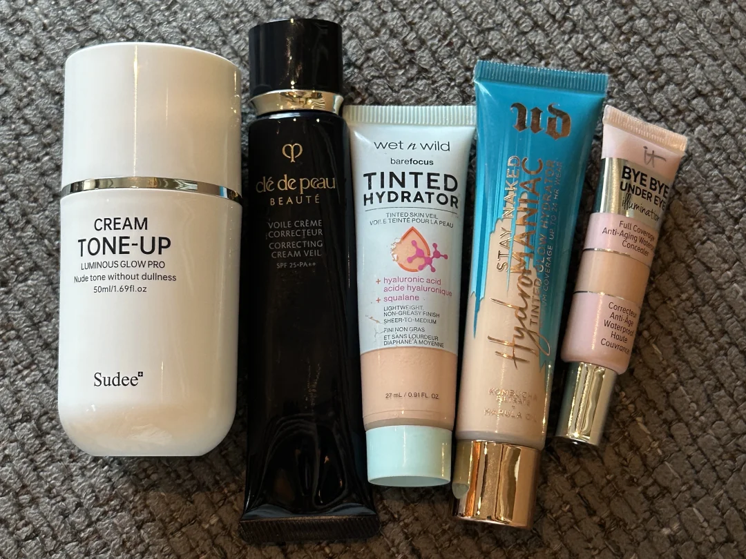 Several awesome god level base makeup items