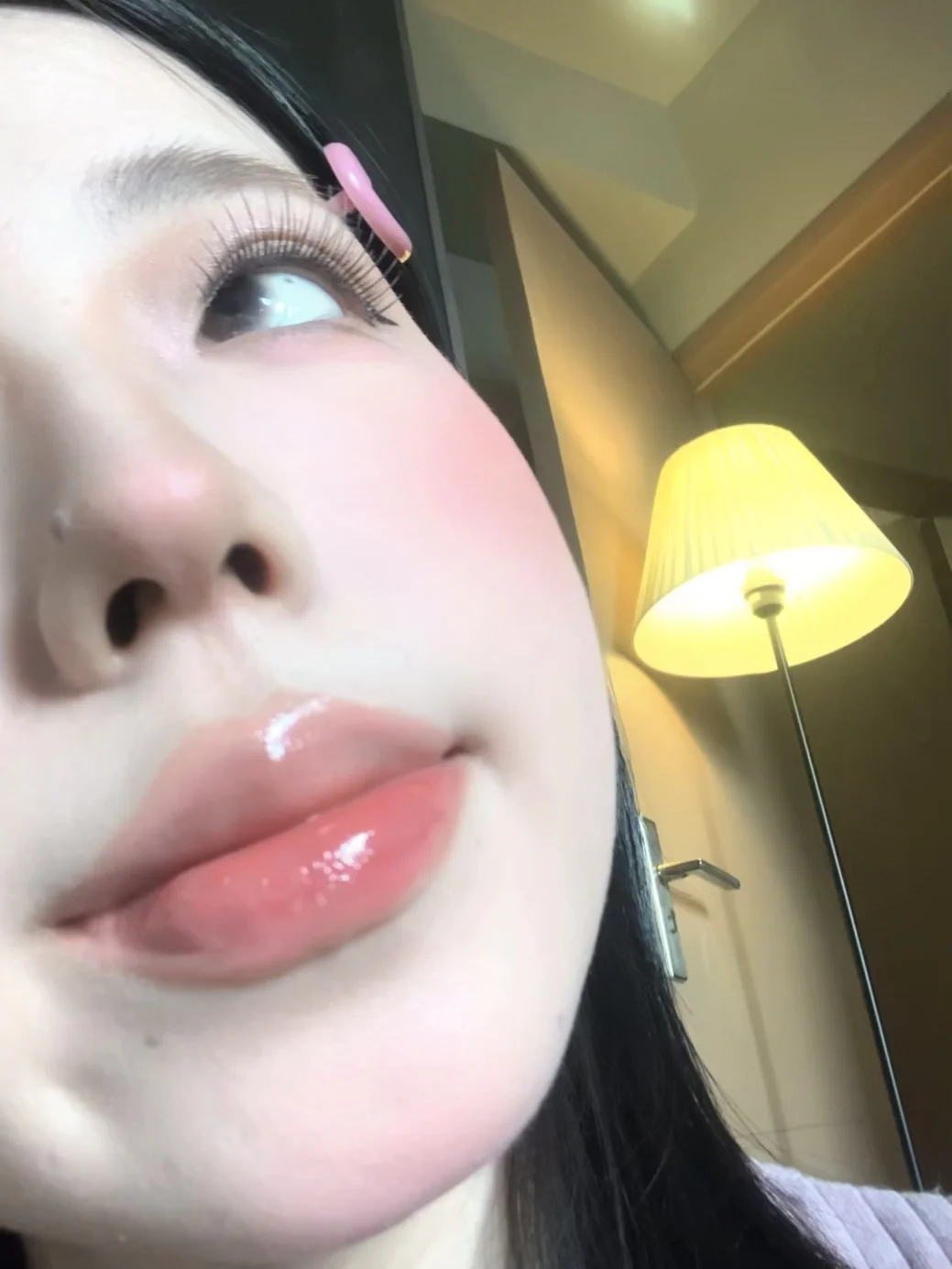 Halfway through makeup painting .live