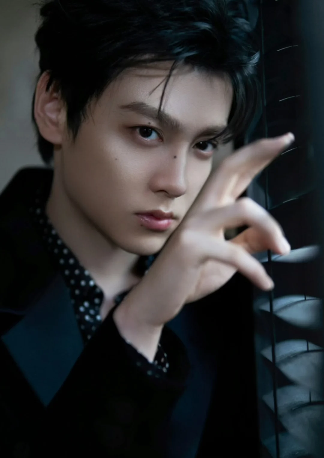 Handsome is a feeling. Makeup and hair for Tian Xuning