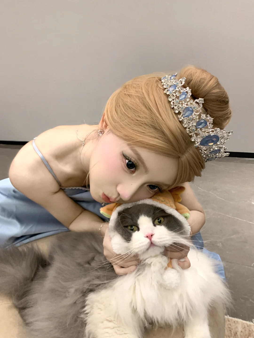 Crown: Unlock a princess look