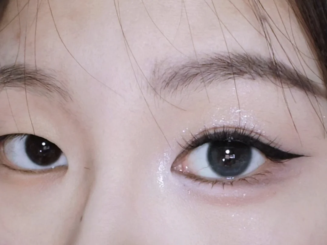 Is this effective eye makeup?