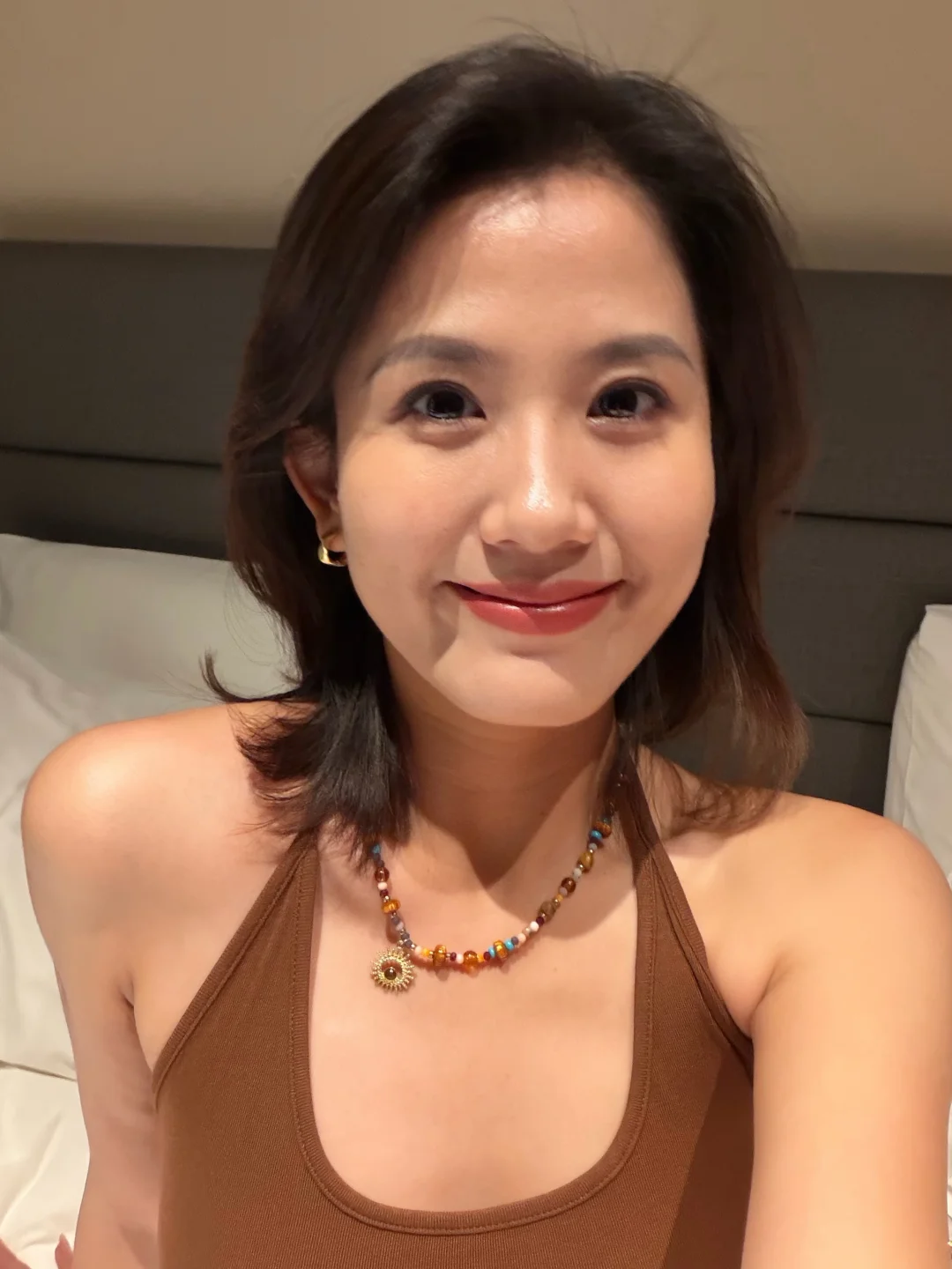 My friend said that my current bare face looks amazing