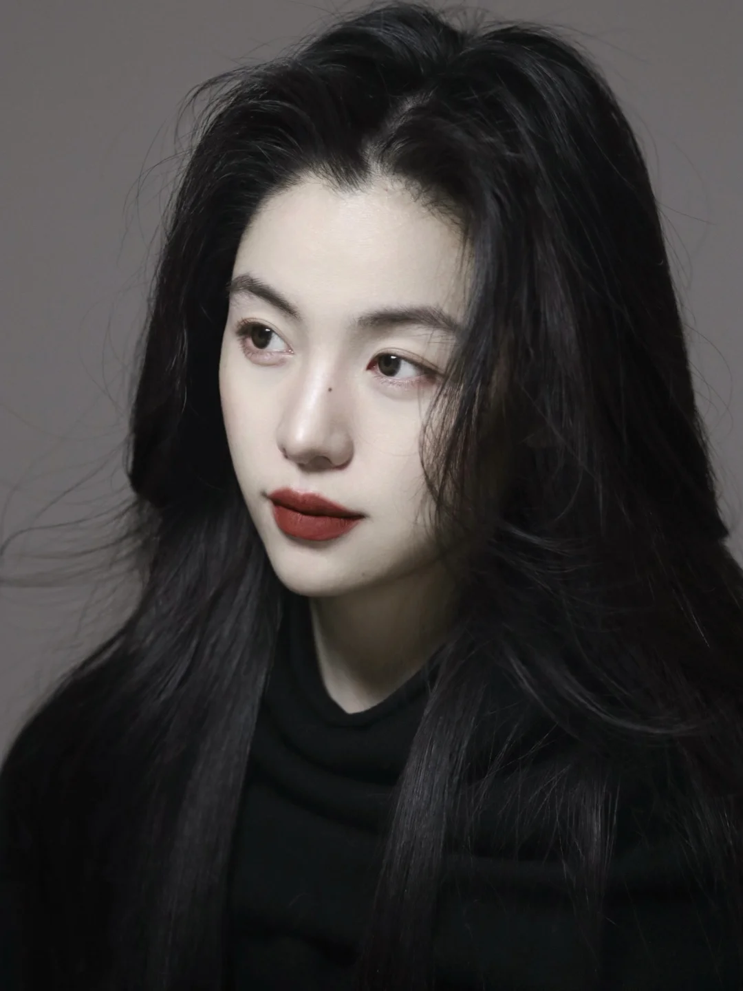 Sister's Red Lips Makeup