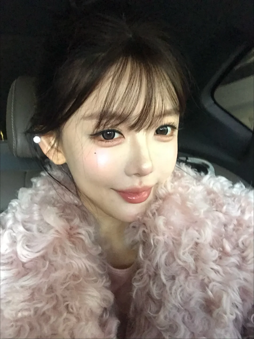 A very sweet Korean makeup ◉‿◉