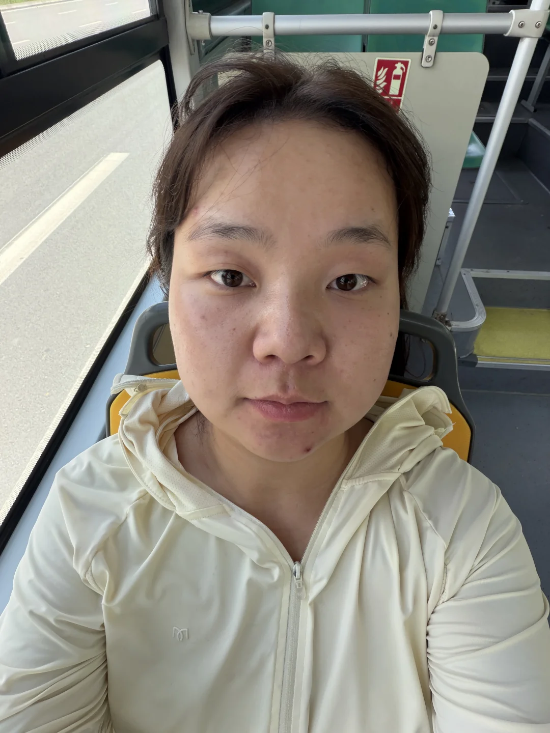 别不承认:laugh:胖+难看并不影响我和帅哥谈恋爱