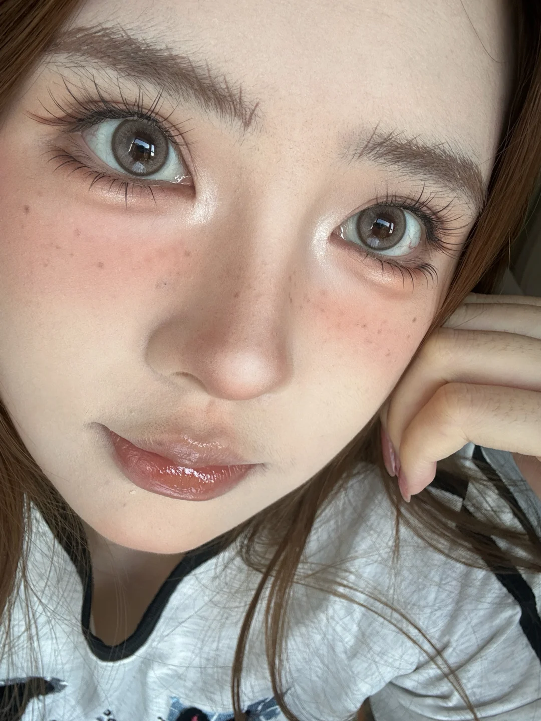 Light Asian makeup that can be used for daily outings~