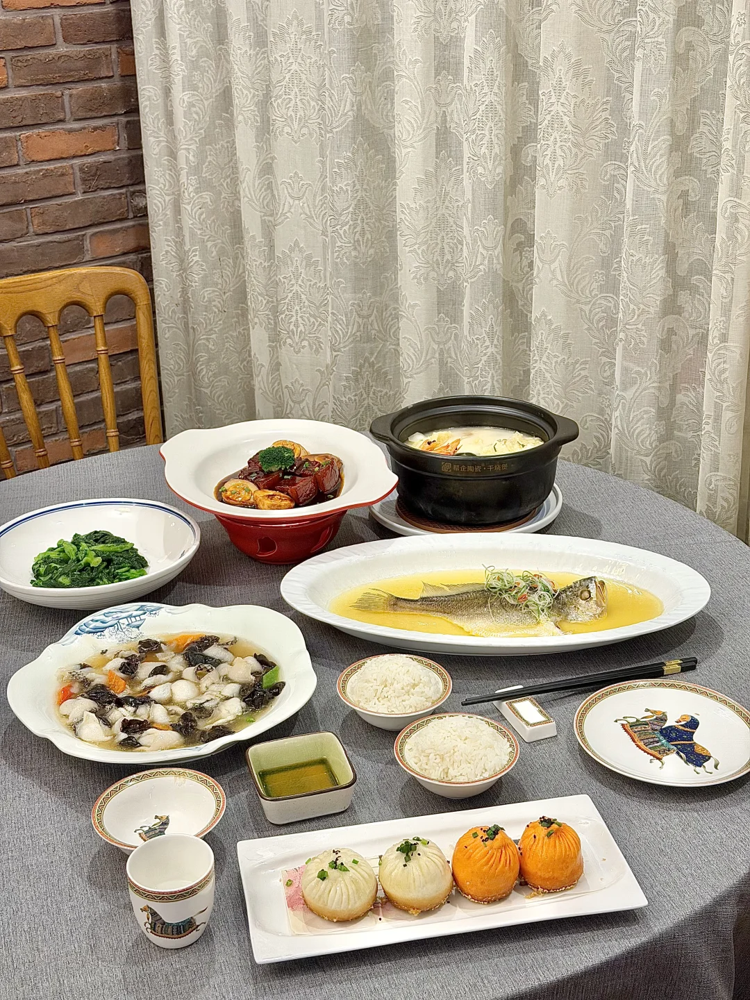 Who knows! You must be so good at eating local cuisine at the old Villa in Shanghai, right