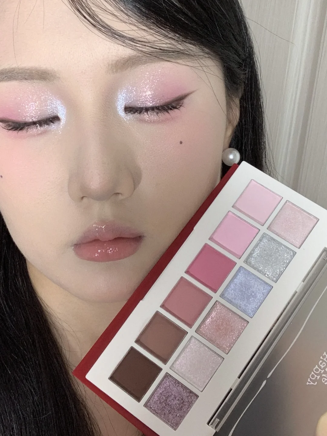 Glass candy paper glitter | Cold and sweet girl's eye makeup: ribbon: