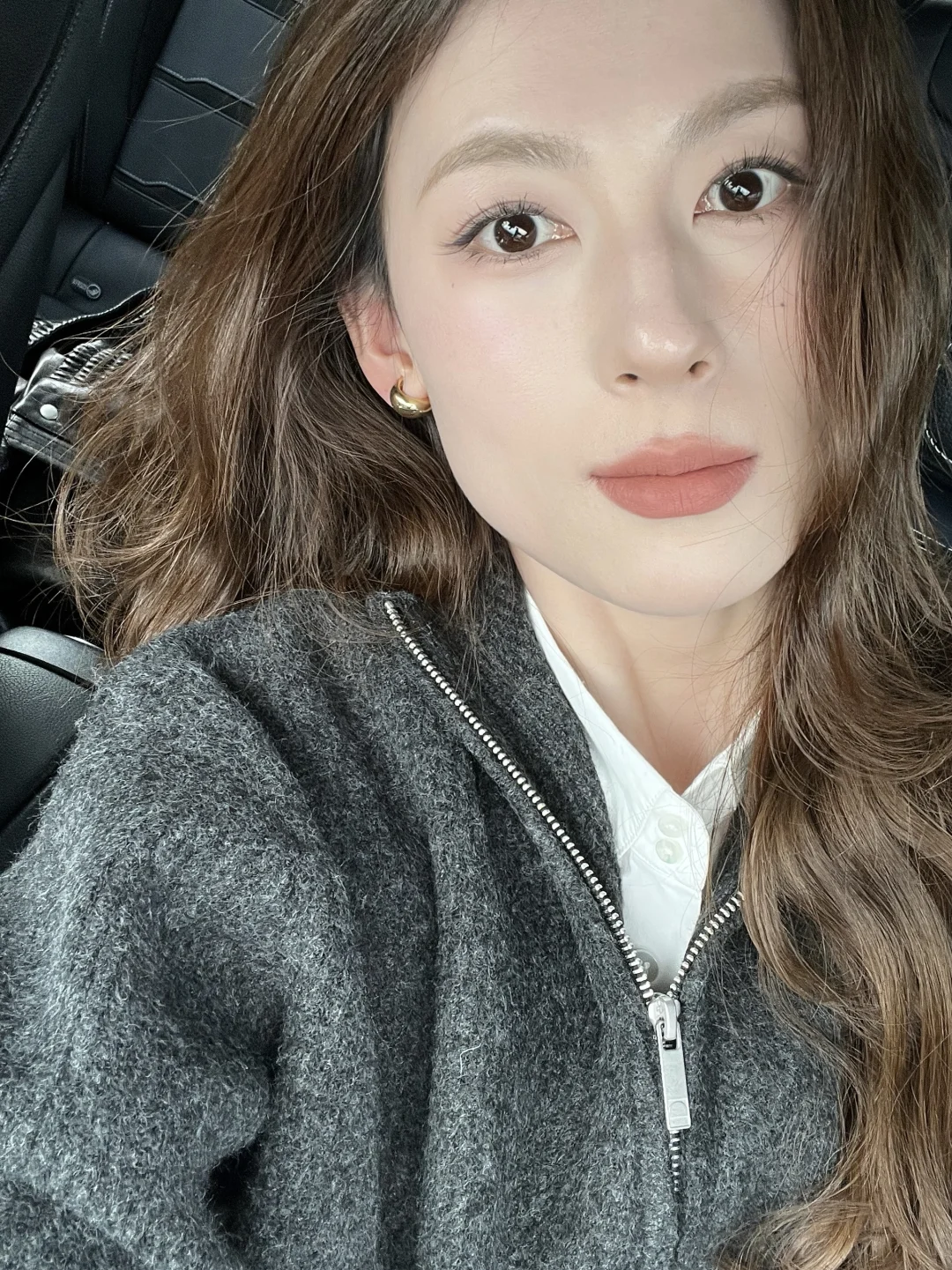 This makeup has been praised all day since going out