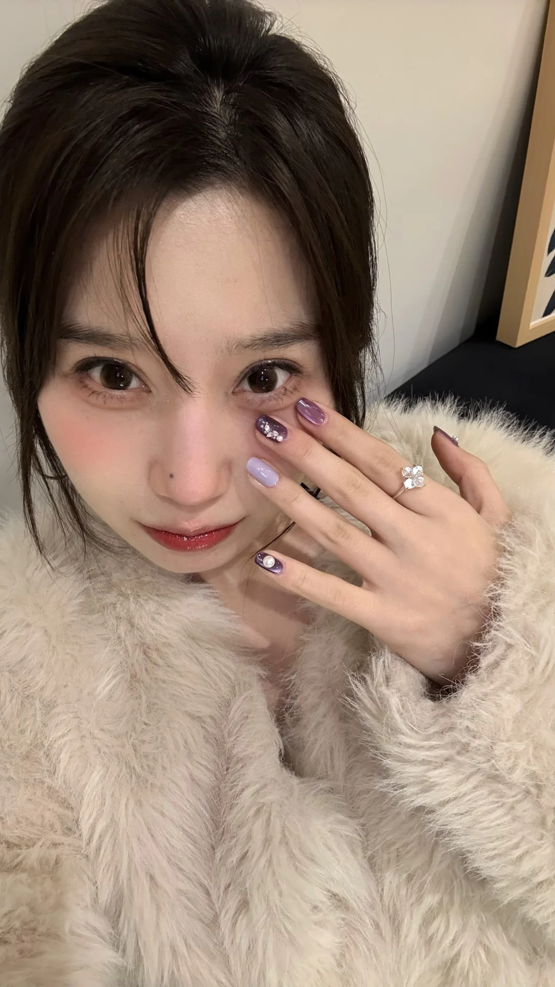 Korean beauties have a great sense of beauty 🍇 Ice Explosion Grape Nail Art