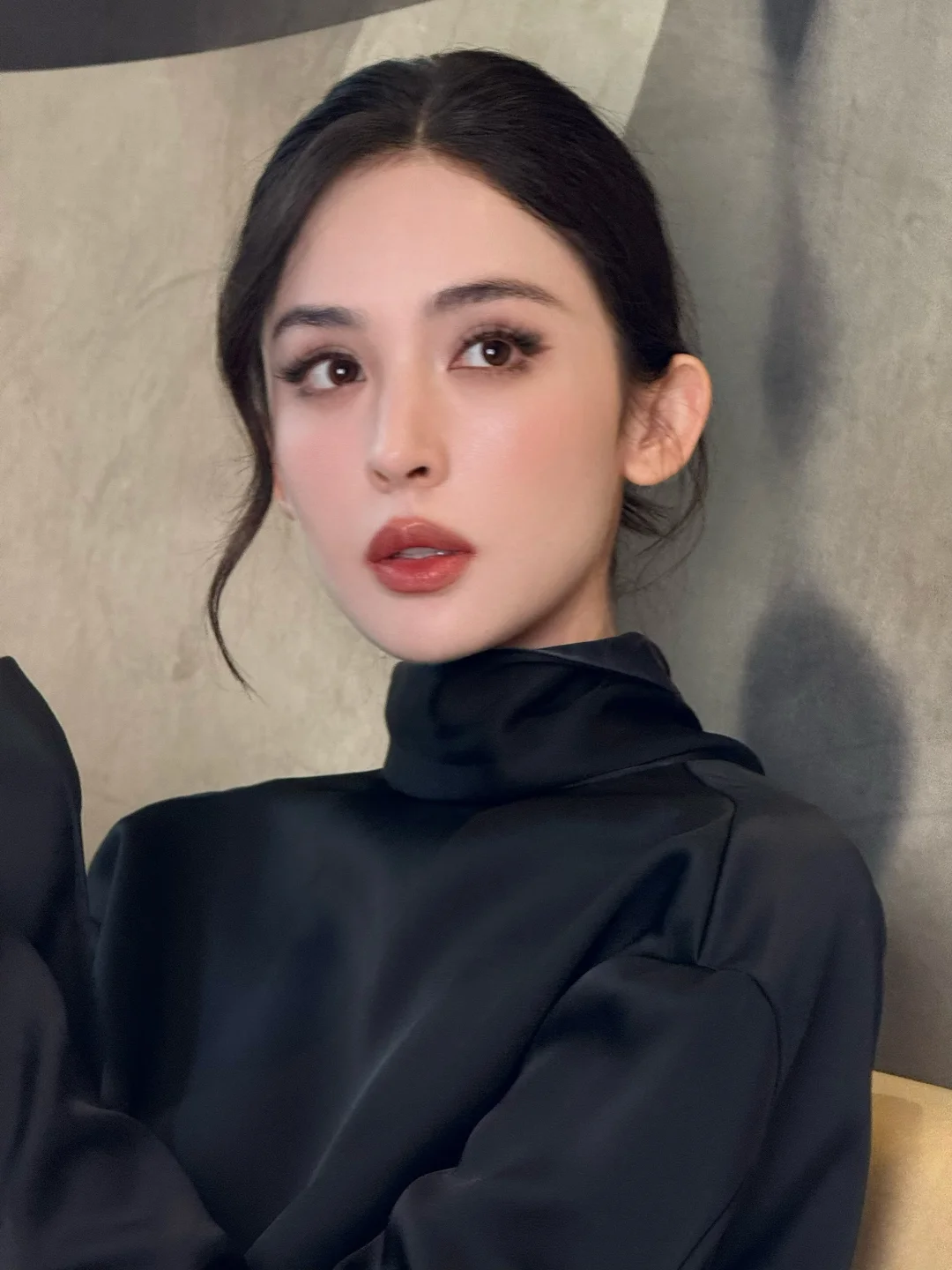 Naza Paris Show Side Photo My Makeup: Sparkles: