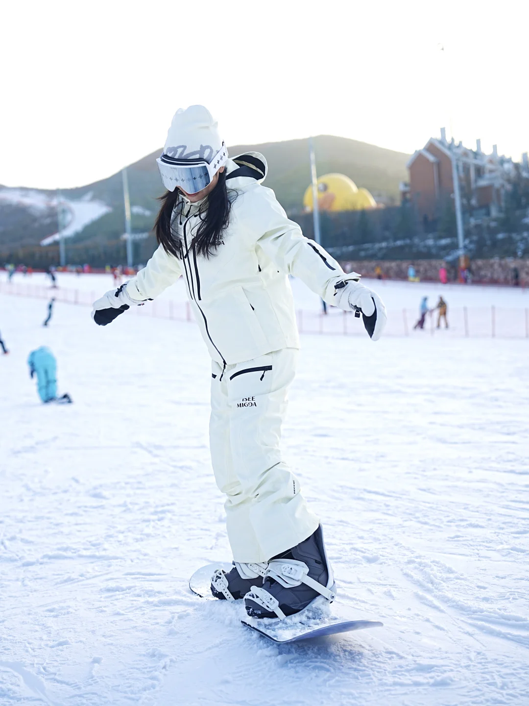 The winter of chasing mountains and snow is the ultimate interpretation of freedom