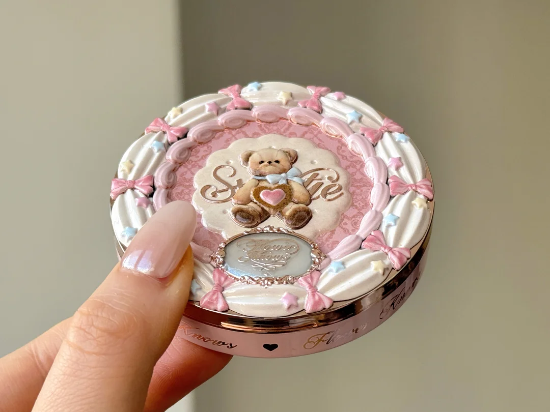 A good concealer...