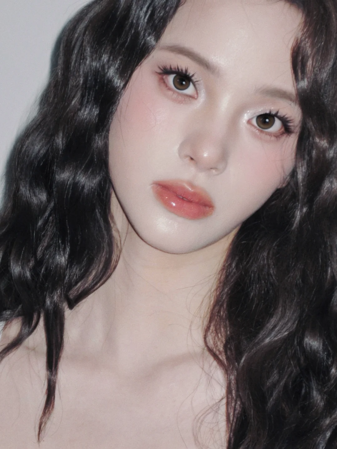 Makeup for Ouyang Nana at Wang Sulong's concert