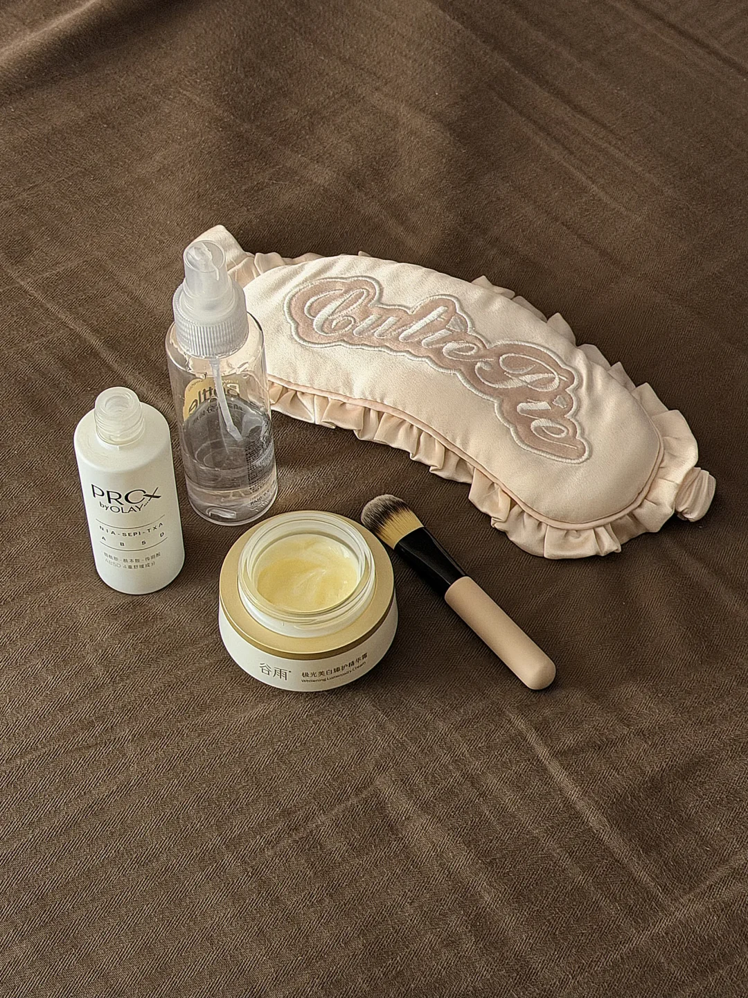 In the whitening circle, this combination is unbeatable.