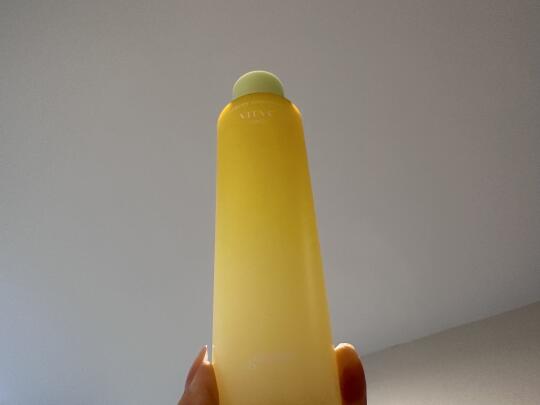 I bought it from Oliveyoung in Korea, and my face is frighteningly pale...