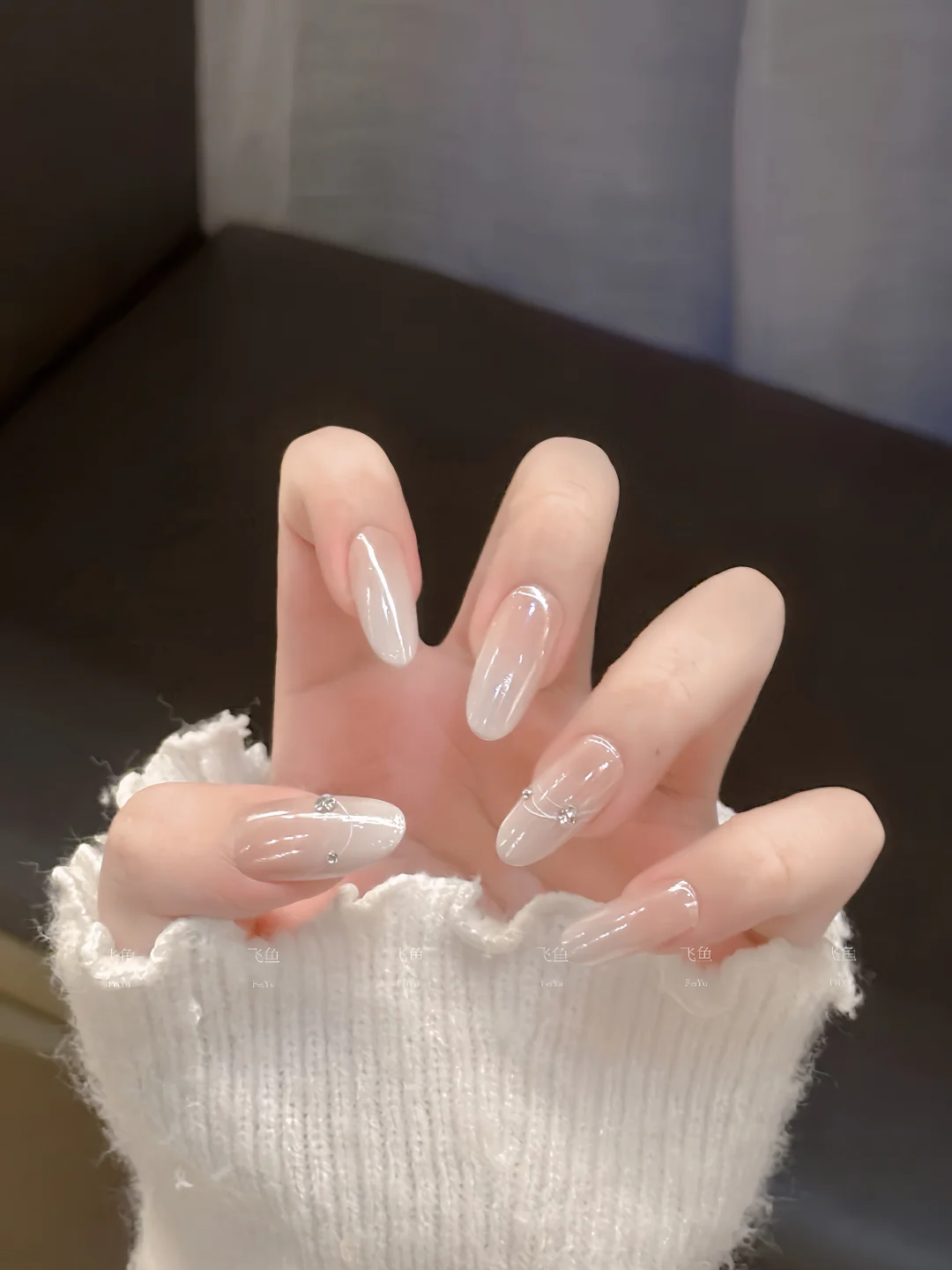 · Nail Share | Winter Snow Velvet White Clever 🍨 Mousse knock appears white